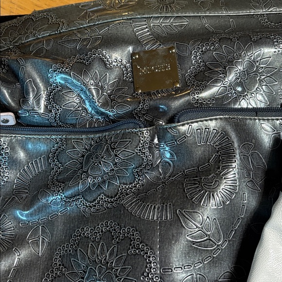 Miche Purses set of 3 - Picture 3 of 8